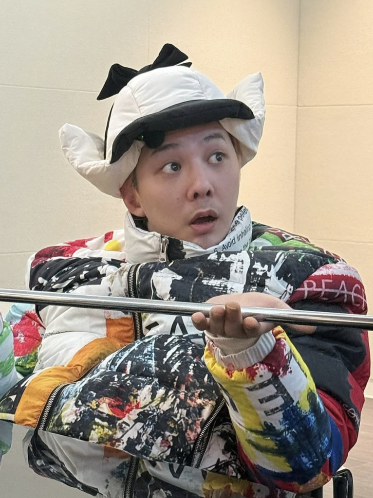 G-Dragon’s Style: The Must-Have Pieces Defining His Iconic Look G-Dragon’s Style: The Must-Have Pieces Defining His Iconic Look Vanity Teen 虚荣青年 Lifestyle & new faces magazine